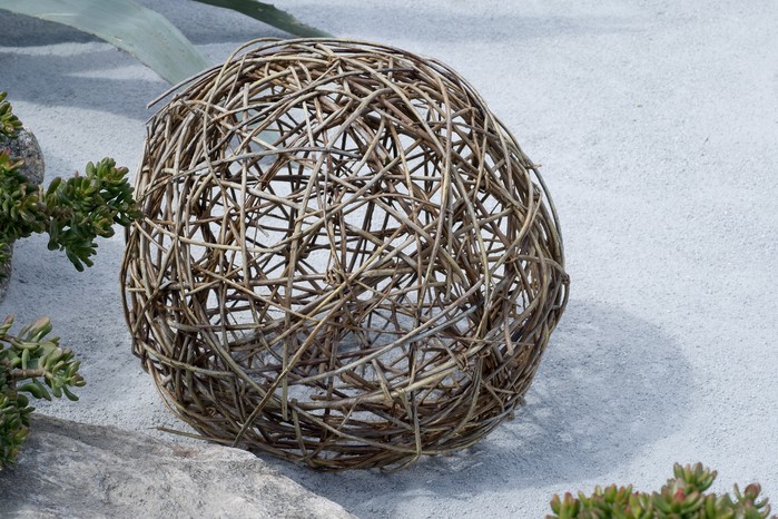 Ball weaved from willow