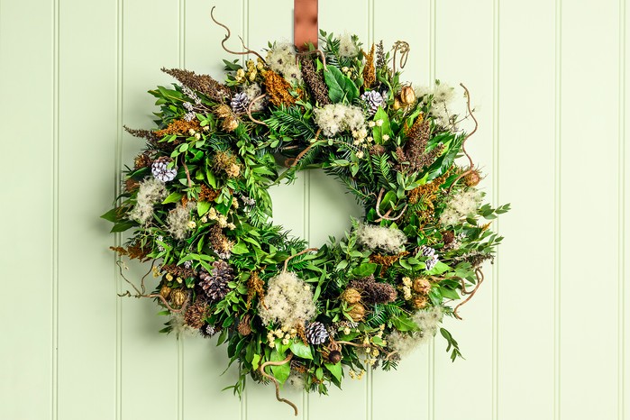 Rustic Christmas wreath created by Amber Partner